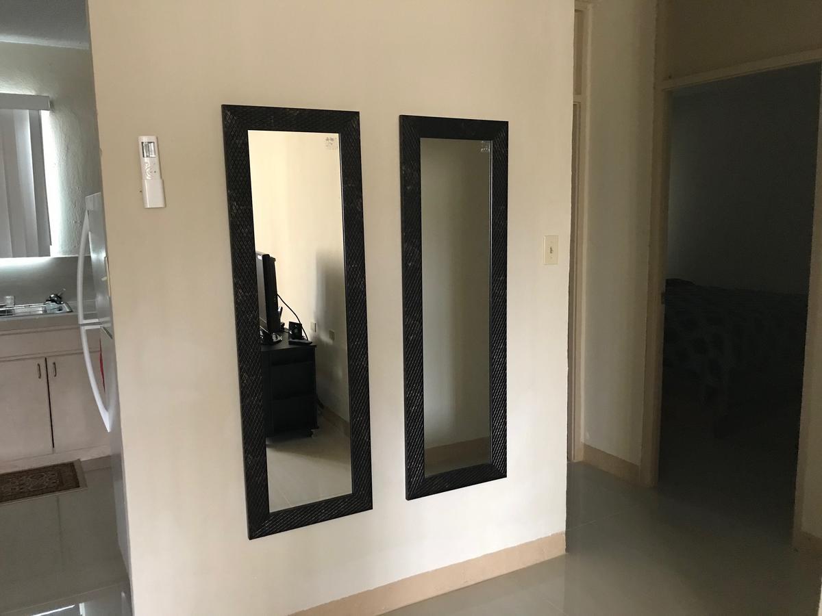 1 Bedroom / 1 Bath . Private Apt. Free Wifi, Interent & Parking Sinajana Dış mekan fotoğraf